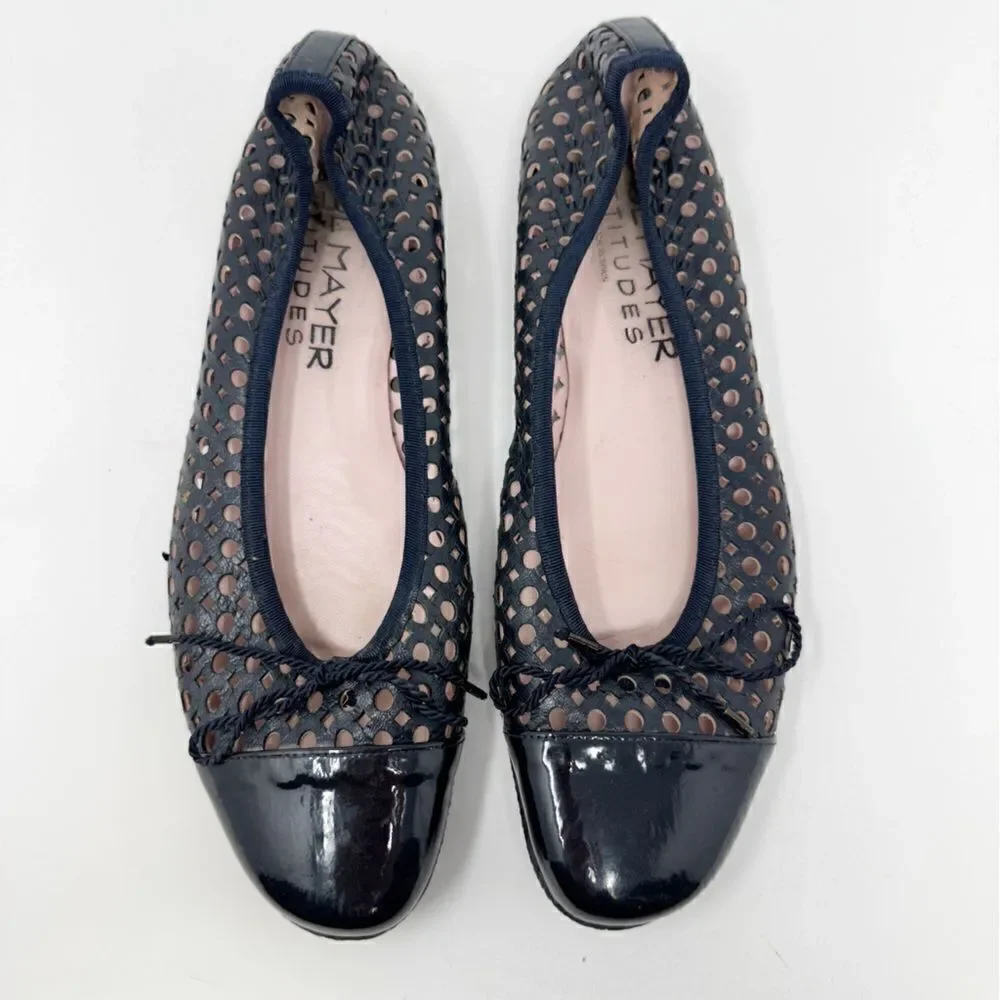 Paul Mayer Attitudes Perforated Cap Toe Leather Ballet Flats Navy Blue Size 10